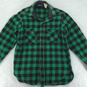 vintage WOOLRICH GREEN BUFFALO PLAID WOOL SHIRT FITS LIKE XS